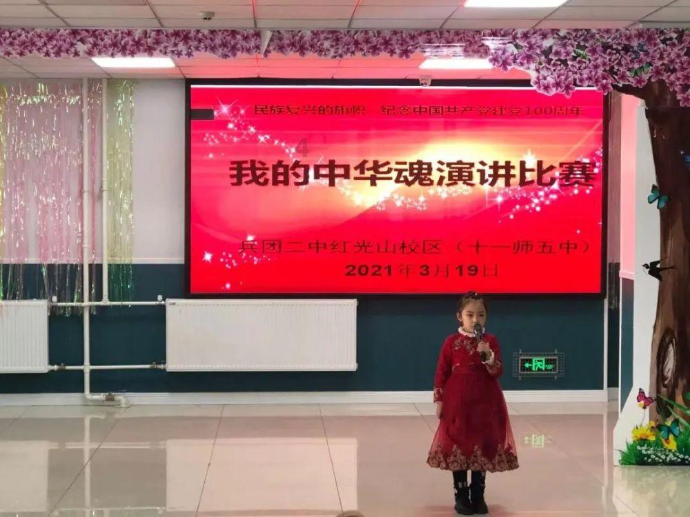 模拟山羊年度版中文版下载安装游戏画面